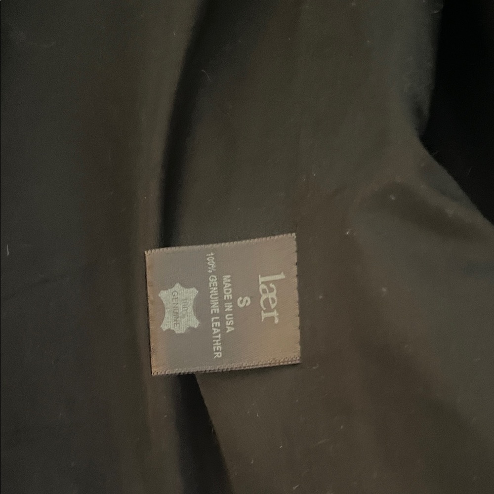 Laer Cropped Leather Biker Jacket - Picture 2 of 3